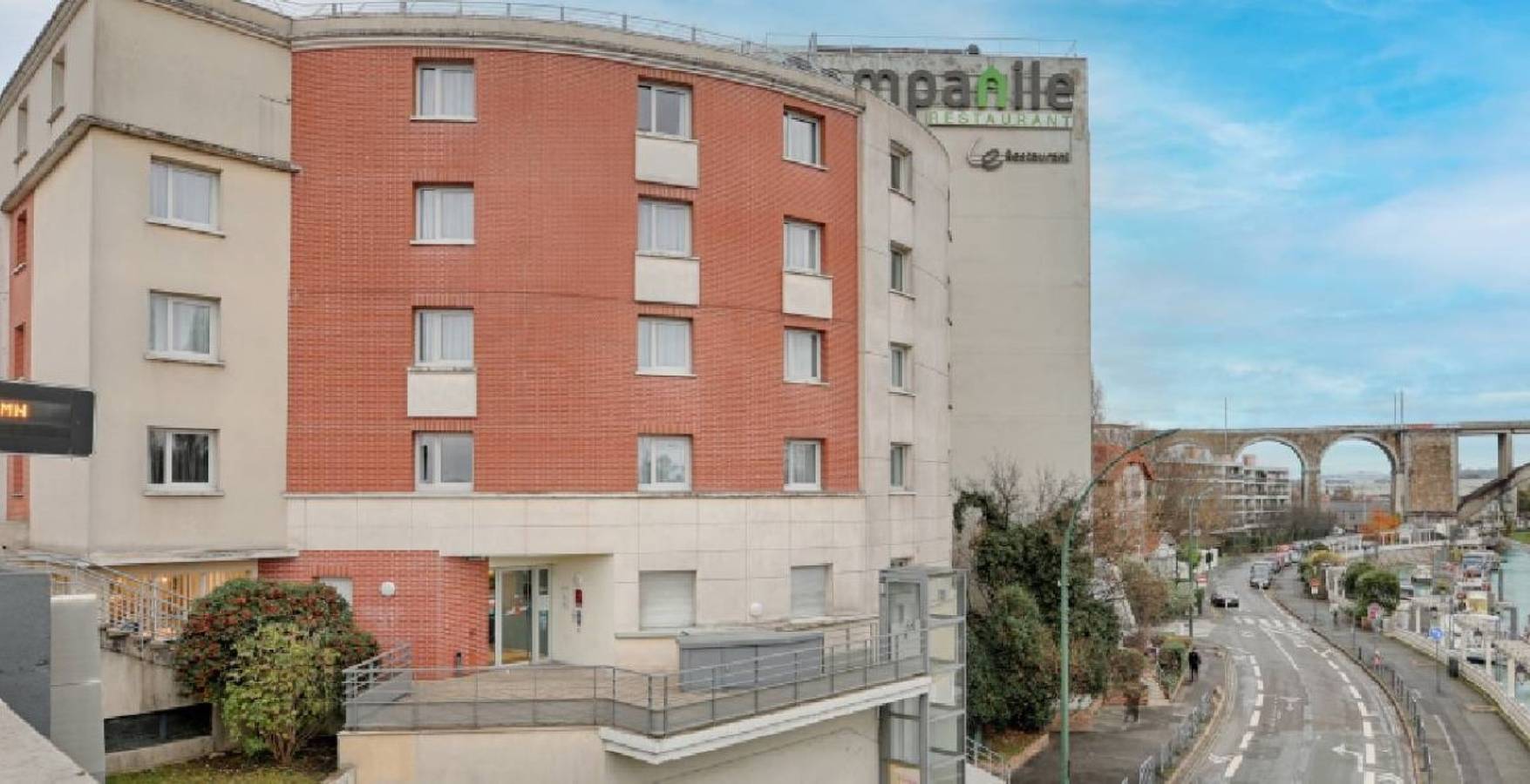 Entire studio, Appart'hôtel Paris Quai de Marne S2p Ac in Nogent-sur-Marne, Val-de-Marne