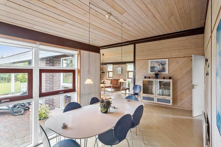 Ferienhaus für 8 Personen, mit Sauna und Whirlpool sowie Terrasse und Garten in Lolland-Falster - 4