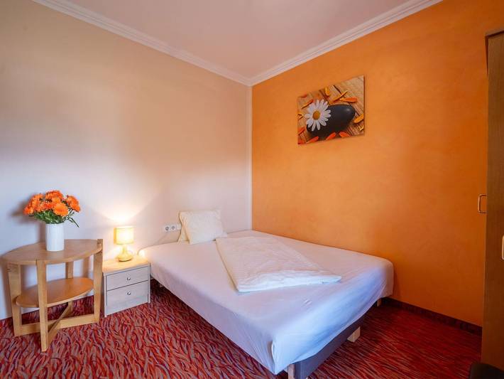 Vitalhotel Sonnblick - Doppelzimmer mit Balkon in Karawanken und Bachergebirge, Villach