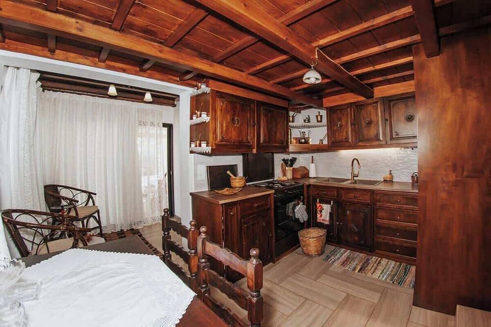 Evnia Sunset Crete Escape, Private Hottub Retreat in Iraklio-Heraklion und Umgebung