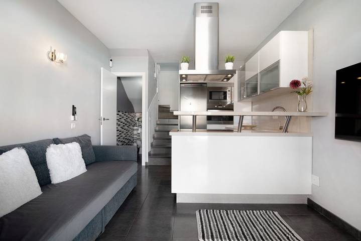 Appartamento intero, Appartamento per vacanze 'Be Room Oasis Luxury Pool' con piscina condivisa in Maspalomas, San Bartolomé de Tirajana