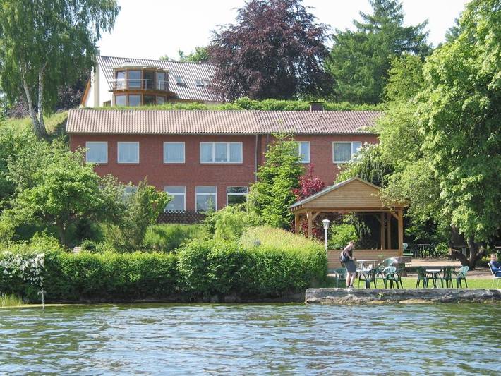 Gästehaus, mit Garten