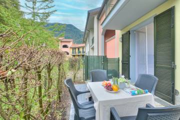 Ferienwohnung für 2 Personen, mit Terrasse in Gemeinde Porlezza