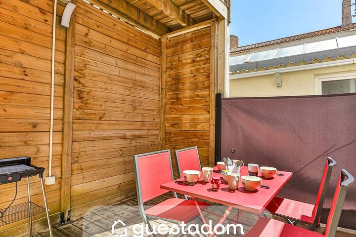 Location de vacances pour 4 personnes, avec Terrasse et Jardin dans Casino La Pastourelle