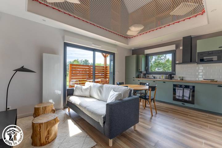 Gîte pour 4 personnes, avec jardin dans Mazaye - 2