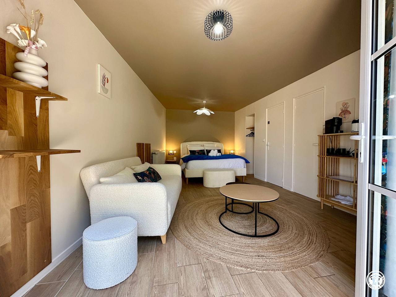 Gemütliches Zimmer mit privater Terrasse und Wifi in Laignes, Montbard und Umgebung