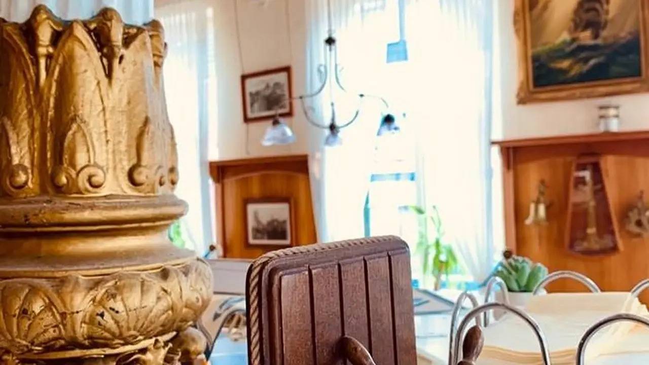 Doppelzimmer für 2 Personen (16 m²) in Emden in Emden, Ostfriesland