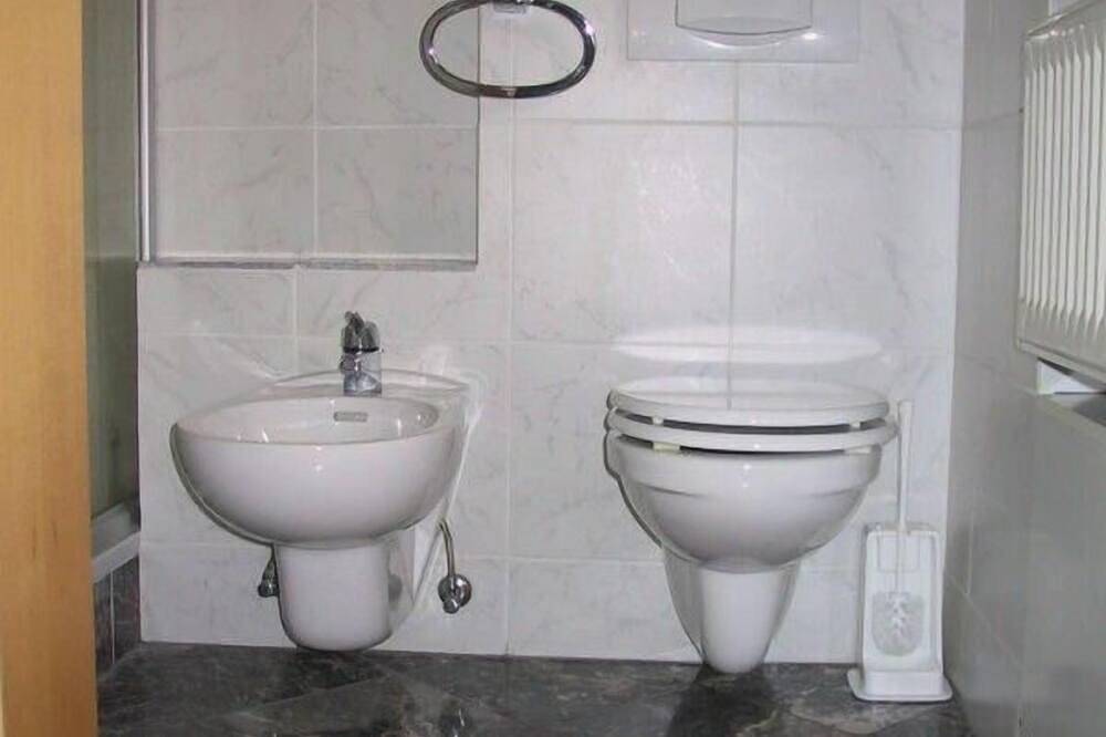Ganze Wohnung, Edle 2Zimmer.Fewo.55qm. in Gräfelfing bei München in München, Oberbayern