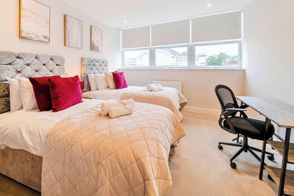 Geheel appartement, Free Parking, Hi-Speed Wifi,55 Inch 4K Tv Longstay in Rushmoor, Hampshire