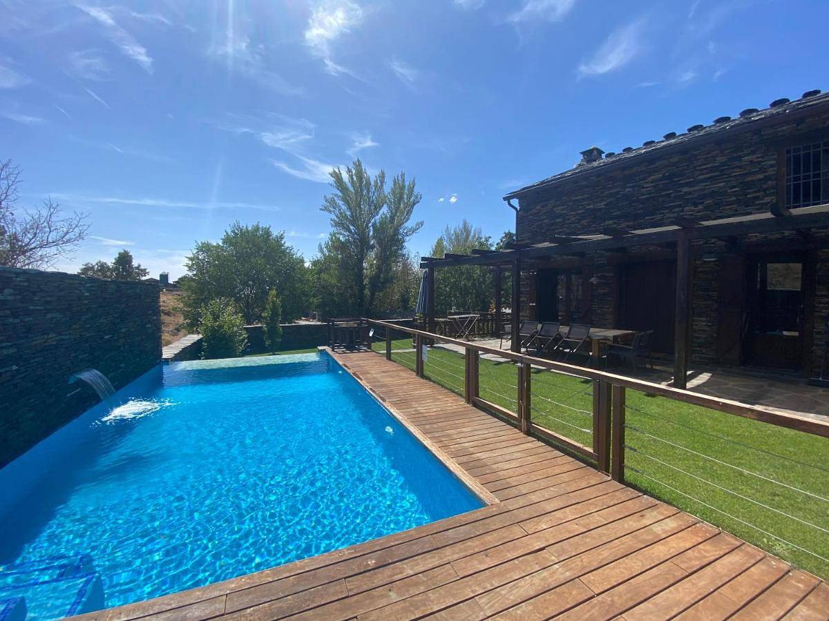 Two-Bedroom Chalet in Majaelrayo, Sierra De Ayllón