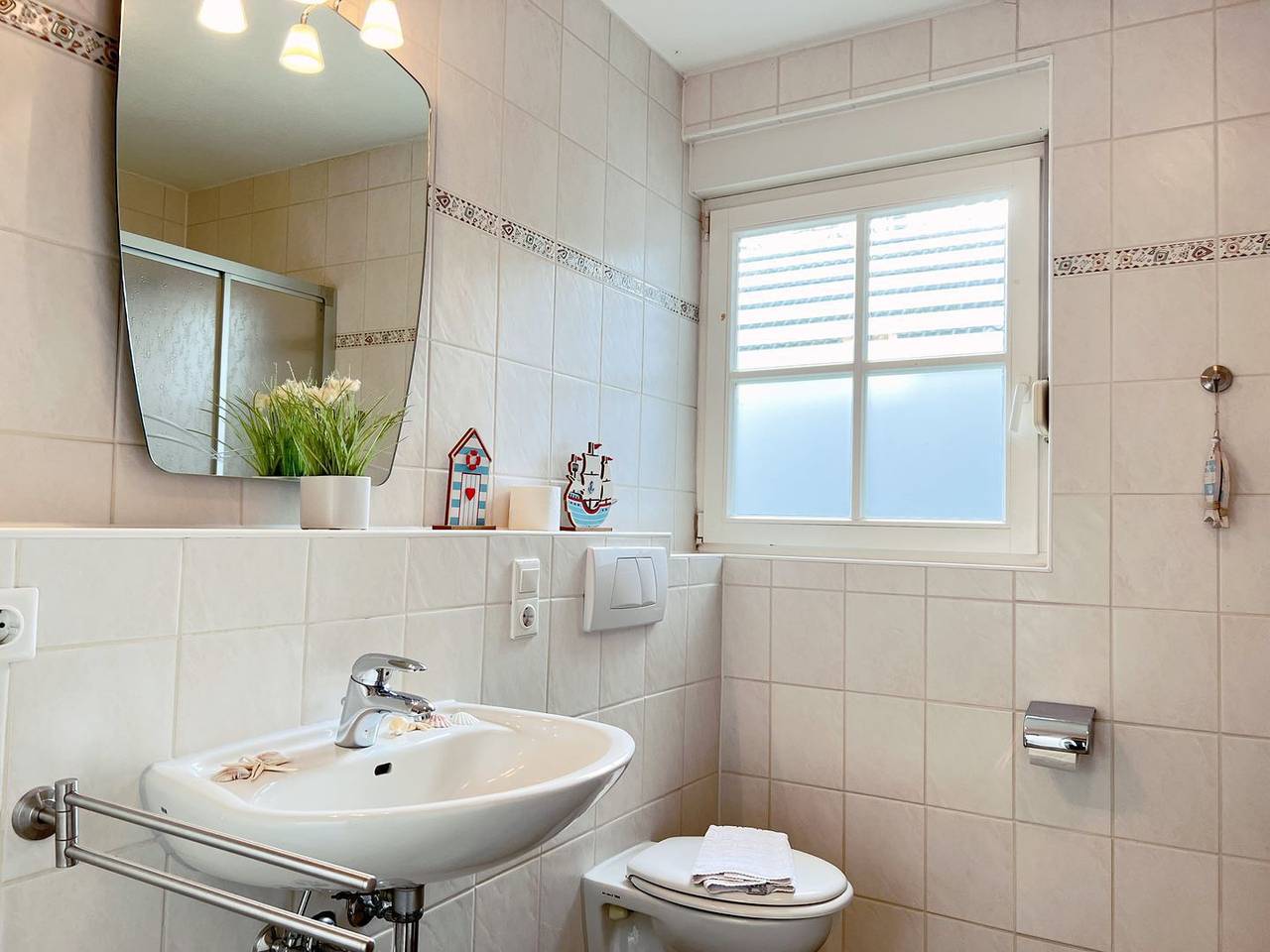 Ganze Wohnung, Apartmenthaus am Nordseestrand Whg. 10, An der Rennweide1B, 70qm in Nordseebad Dangast, Varel