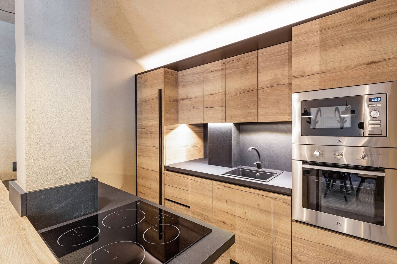 Entire apartment, Holiday Apartment 'Nido' with Mountain View, Terrace & Wi-Fi in Livigno (Town), Livigno