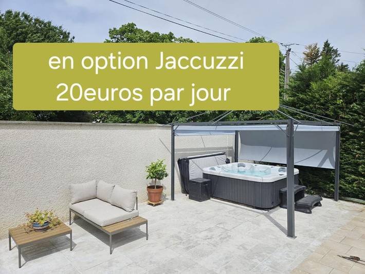 Gîte pour 2 personnes, avec jacuzzi ainsi que jardin et piscine, animaux acceptés à Livron-sur-Drôme