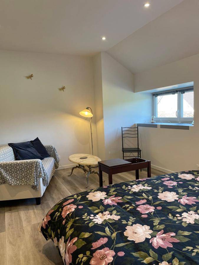 Gîte pour 2 personnes, avec Jacuzzi et Terrasse ainsi que Jardin et Vue à Lorris