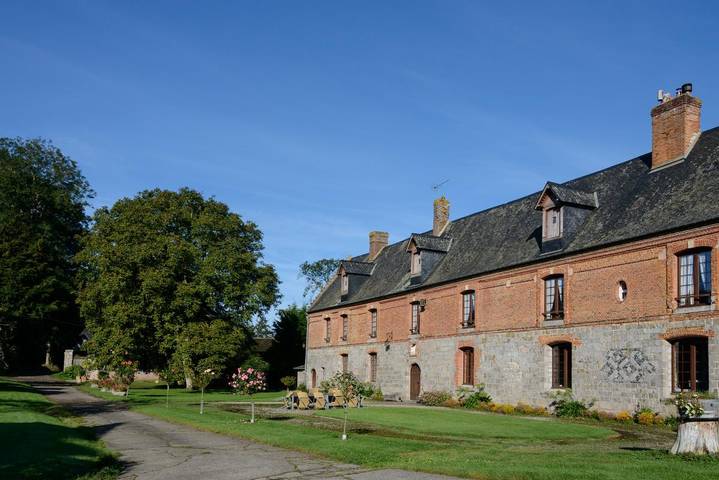 Reine des Pommes in Ouville-la-Rivière, Région de Dieppe