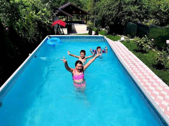 Villa pour 10 personnes, avec vue ainsi que piscine et jardin, animaux acceptés en Roumanie - 2