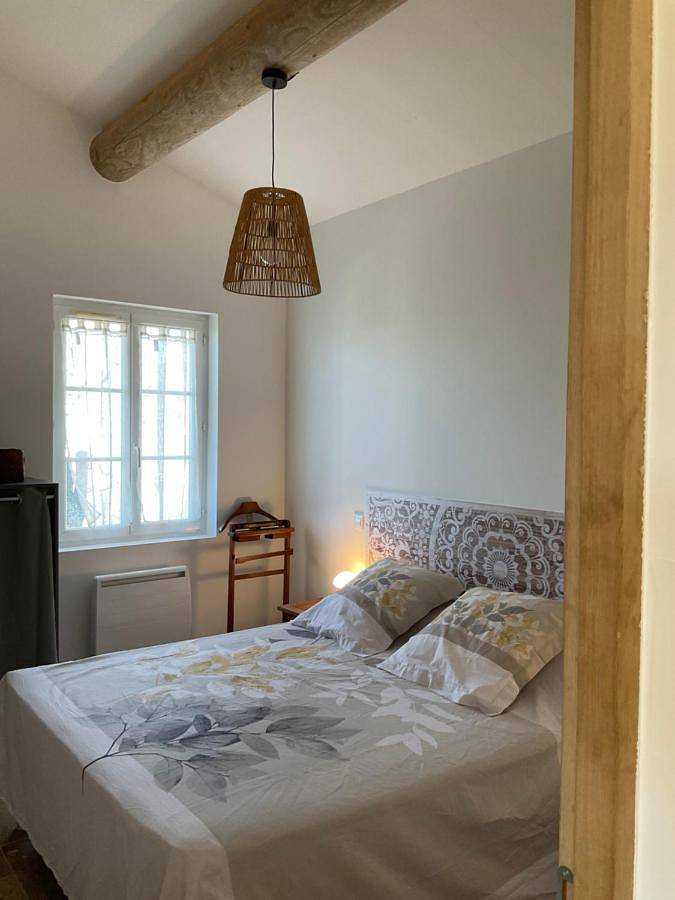 Double Room in Cabrières-d'Aigues, Parc naturel régional du Luberon