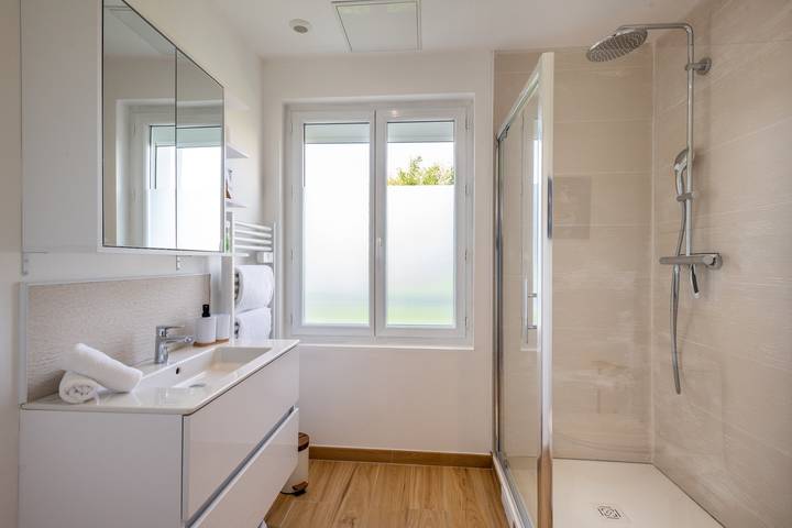 Entire apartment, Le Détour -  Nausicaá & plage à 700 m in Boulogne-sur-Mer, Boulogne-sur-Mer region