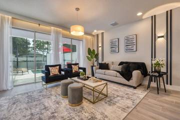 Vacation Rental for 11 Guests in Four Corners, Lake County, Picture 1