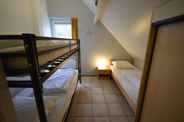 Ferienhaus für 7 Personen, mit Balkon/Terrasse und Terrasse in Oostkapelle - 4