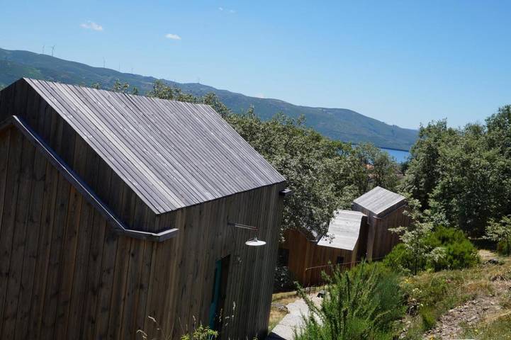 Casa rural para 4 personas, con Jardín además de Vistas al lago y Vistas en Baltar (desambiguación) - 4