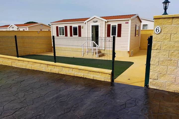 Ferienhaus für 6 Personen, mit Garten und Pool - 1