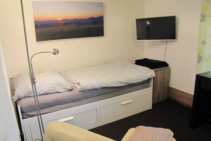 Ferienwohnung für 2 Personen, mit Garten in Bergpark Wilhelmshöhe - 3