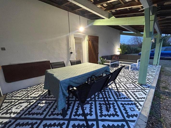 Location de vacances pour 2 personnes, avec jardin ainsi que piscine et terrasse à Seyresse - 3