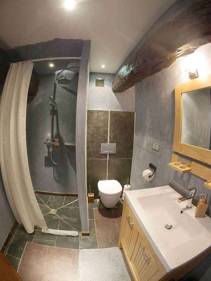 Location de vacances pour 5 personnes, avec Terrasse et Jardin ainsi que Piscine et Sauna à Saint-Esteben - 2