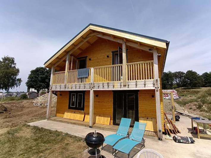 Location de vacances pour 8 personnes, avec Balcon et Terrasse à Bagnols