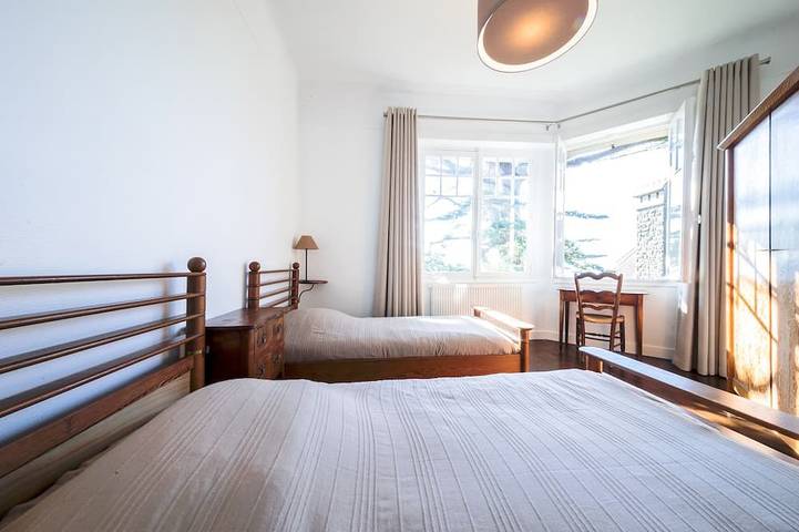 Location de vacances pour 7 personnes, avec jardin dans Saint-Énogat - 3