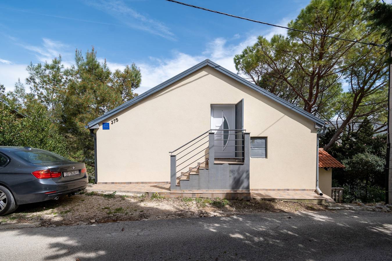 Ganze Wohnung, 2-Zimmer-Ferienwohnung mit Terrasse und Meerblick Donji Karin, Novigrad A-22350-b in Donji Karin, Zadar