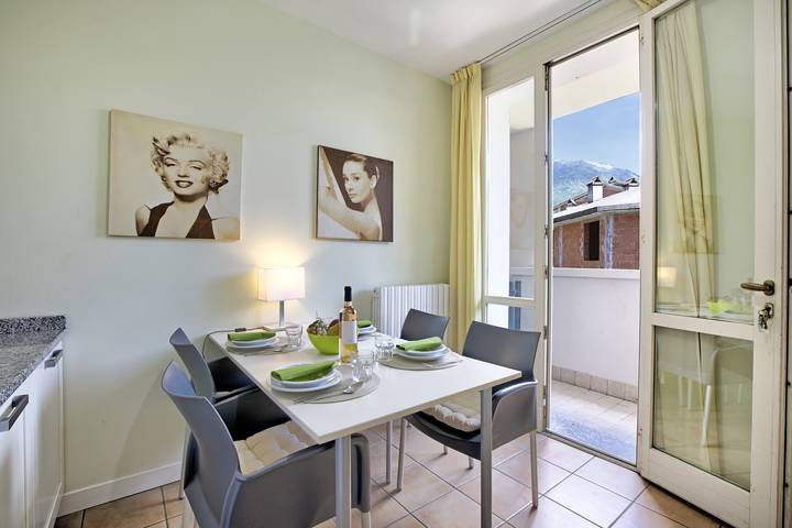 Ferienwohnung für 4 Personen, mit Seeblick und Balkon, kinderfreundlich in Gemeinde Porlezza - 2