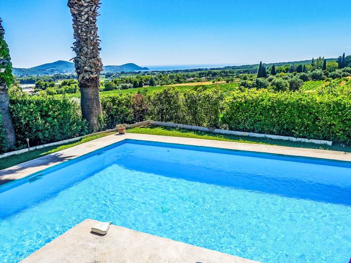 Location de vacances pour 6 personnes, avec balcon ainsi que jardin et vue à La Cadière-d'Azur - 3