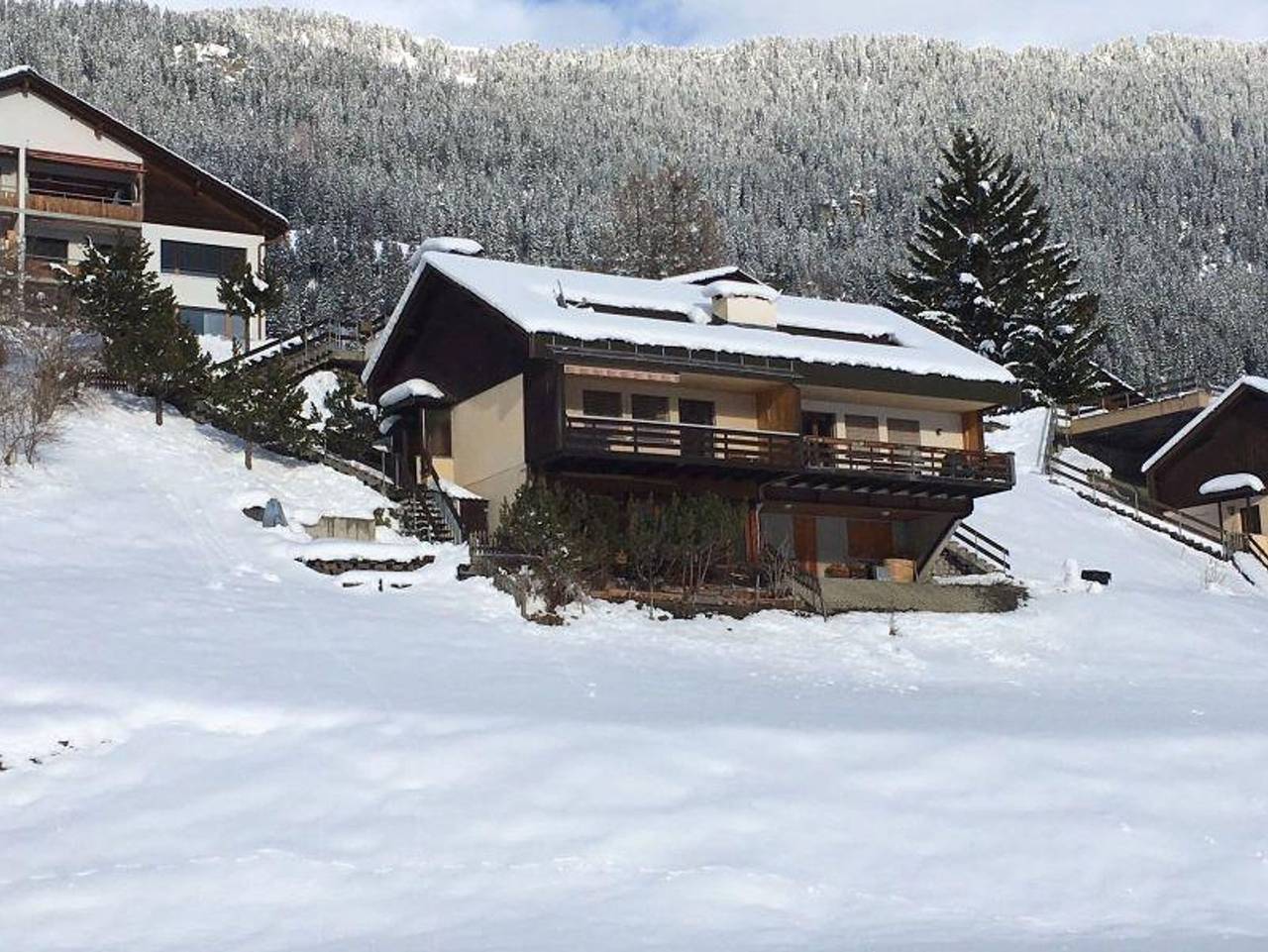 Ganze Ferienwohnung, Ferienhaus Somareiva - 3 Zimmerwohnung - 6 Betten in Surses, Albula