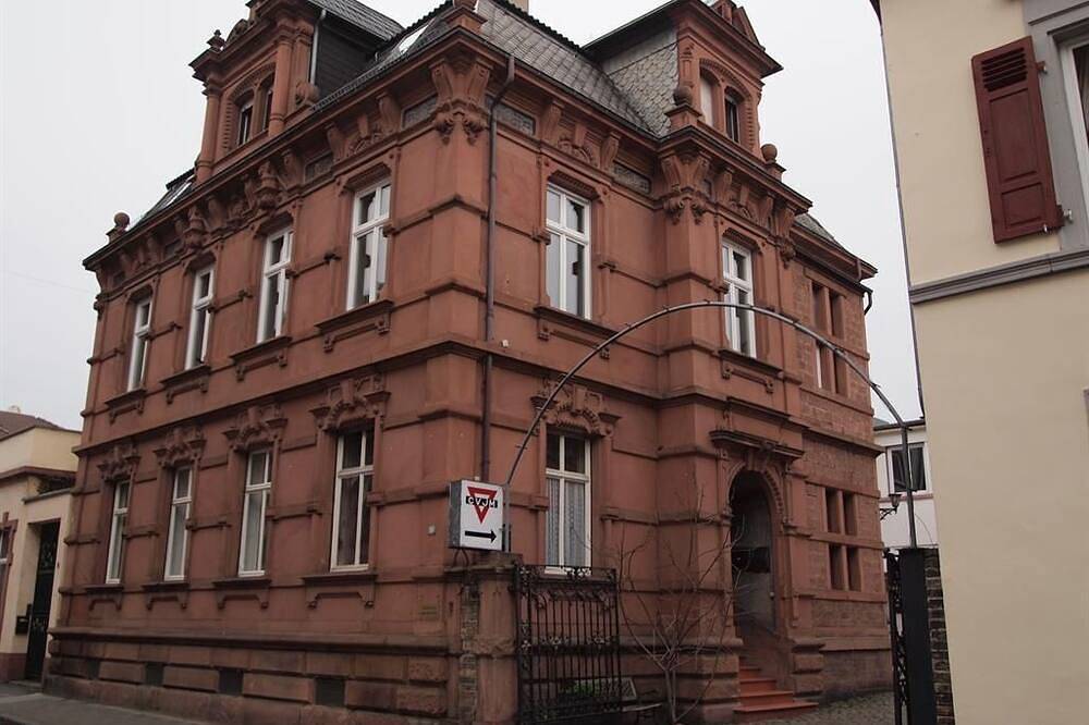 Haus Mittendrin - Fewo, Bad, Wc, 2 Schlafräume in Neustadt-Stadtmitte, Neustadt an der Weinstraße
