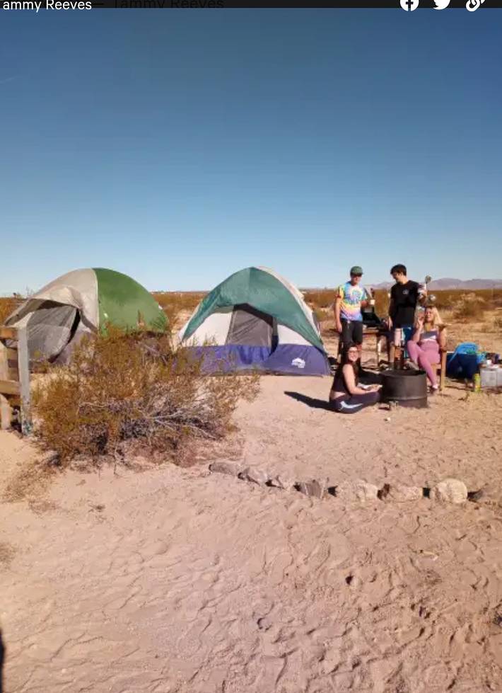 Einfach Camping Dies ist ein Campingplatz, bringen Sie Ihr eigenes Zelt mit! in San Bernardino County