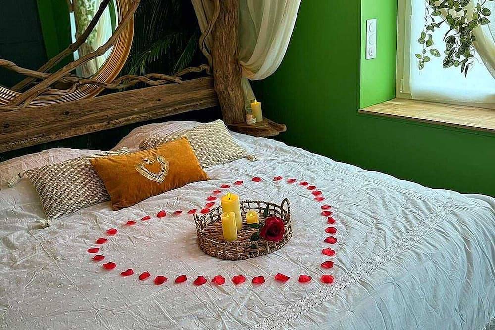 Ganze Wohnung, Unusual escape to the heart of the jungle/Private spa/Cinema screen/10 min center in Amiens, Amiens und Umgebung