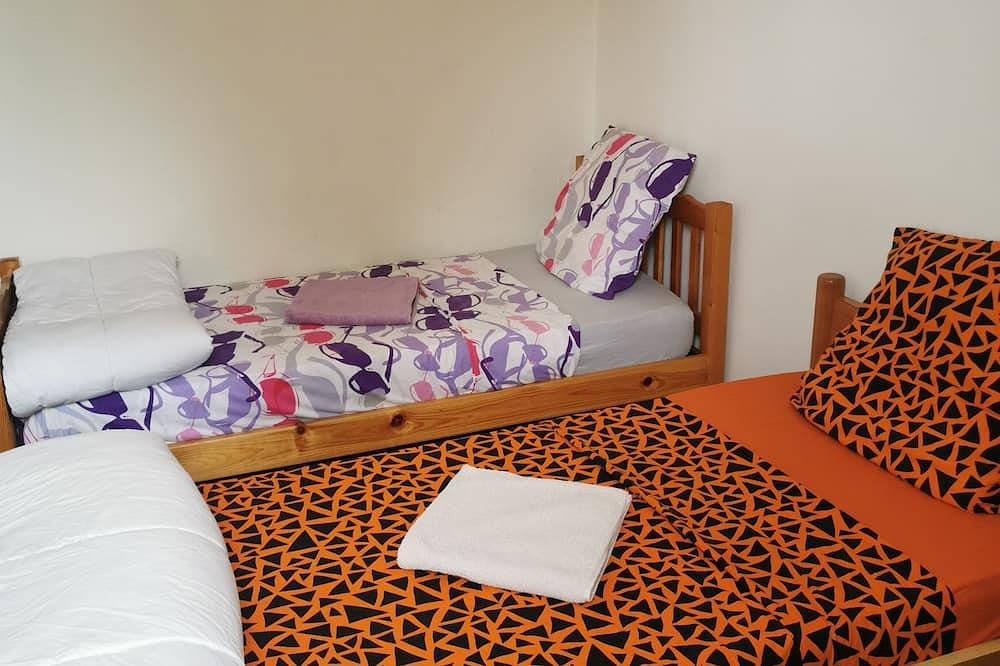 Entire apartment, A 450m de la Gare de Nevers Appartement 1ère Étage in Nevers, Nièvre