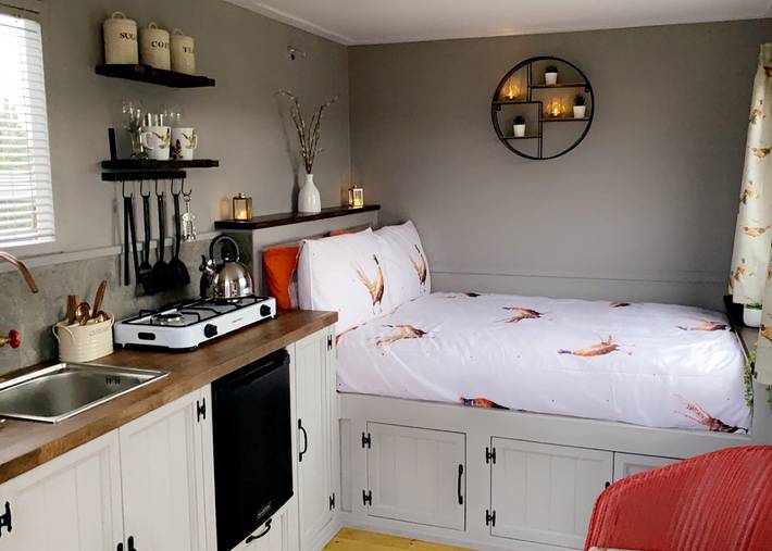 Glamping for 4 people in Norfolk