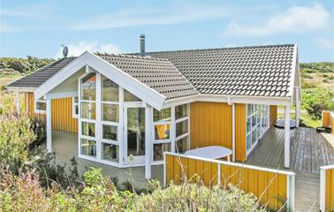 Ferienhaus für 8 Personen, mit Terrasse in Nørlev Strand