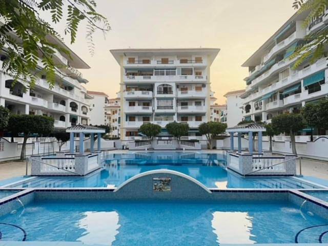 Ferienwohnung für 7 Personen, mit Terrasse und Ausblick sowie Pool - 1
