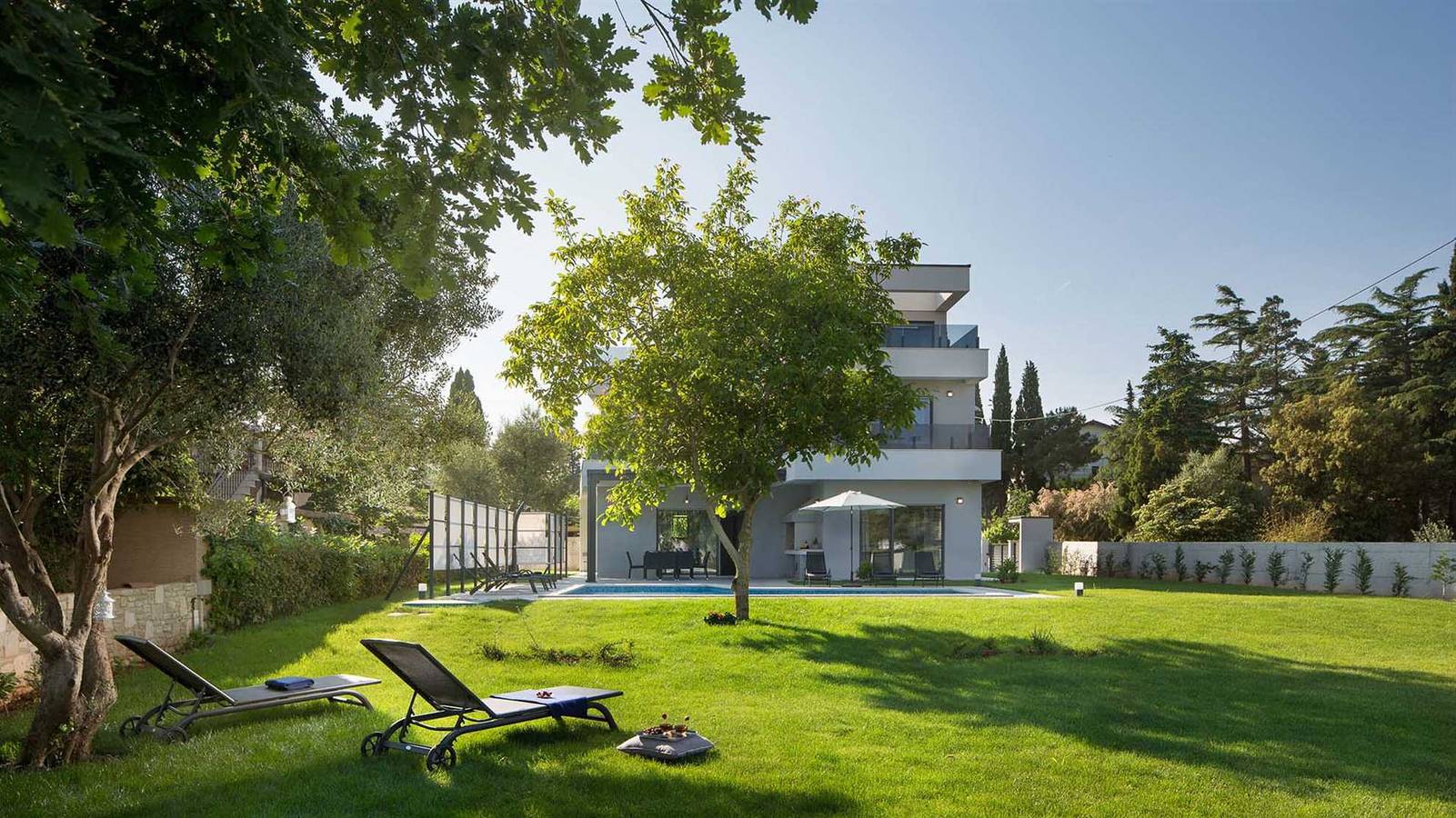 Villa für 8 Personen mit Balkon/Terrasse in Premantura, Südküste Istrien