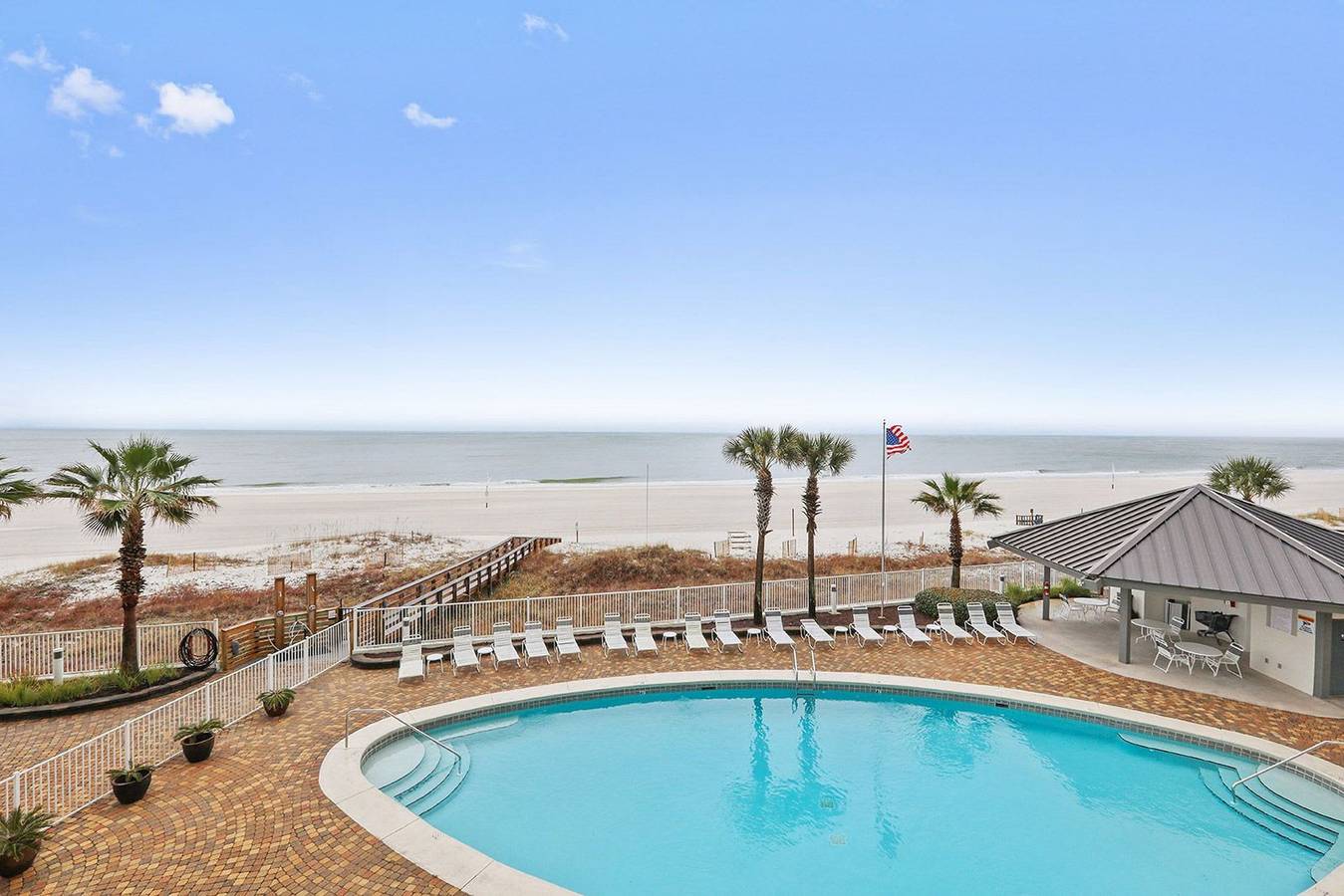 Ganze Wohnung, Windward Pointe 801- East corner-unit beachfront in Orange Beach, Mobile Bay
