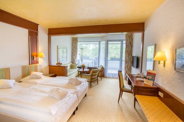Hotel für 2 Personen, mit Balkon und Whirlpool sowie Garten und Pool im Waldecker Land - 3