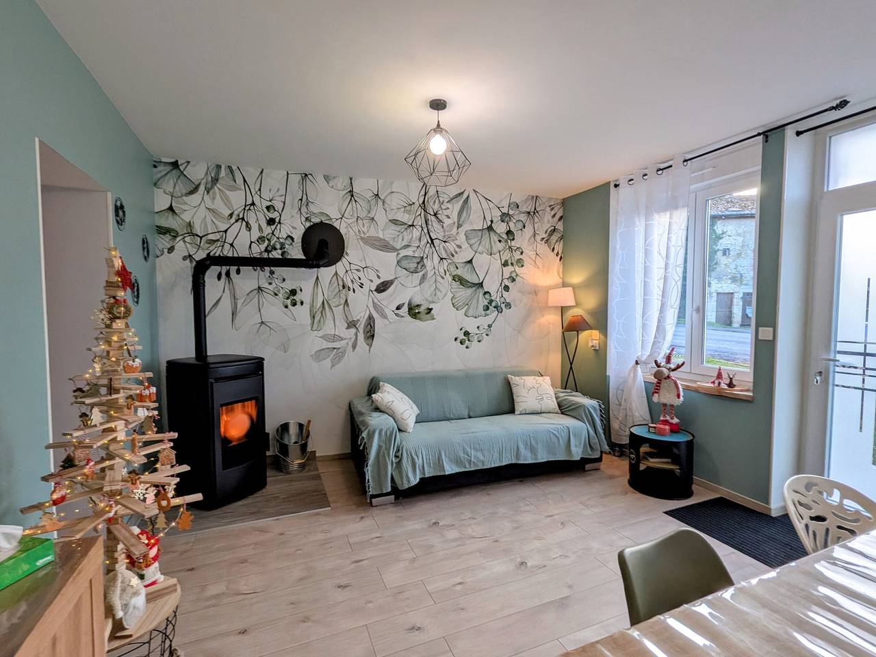 Appartement entier, Gîte moderne et cosy, activités variées in Liny-devant-Dun, Verdun