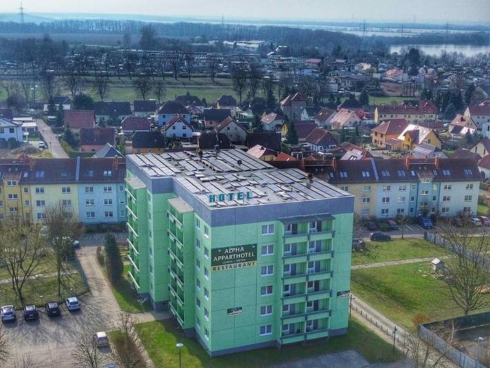 Hotel für 4 Personen, mit Balkon und Garten sowie Ausblick in Rötha - 2
