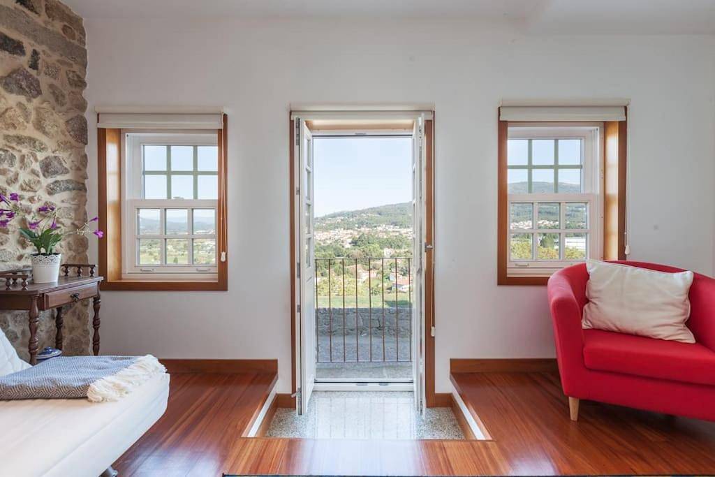 Apartamento inteiro, One-Bedroom Apartment in Valença, Distrito de Viana do Castelo