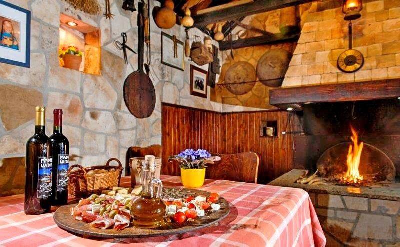 Entire apartment, Apartments Mirko in Seget Vranjica, Split-Dalmatia