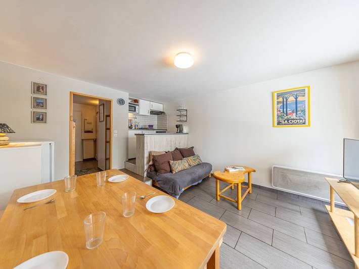 Gîte pour 4 personnes, avec balcon, animaux acceptés à Montgellafrey - 3